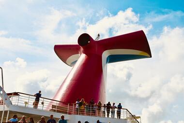CarnivalSunshine_Tail - 3