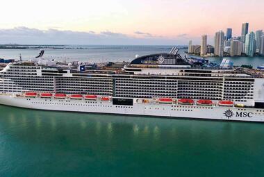 MSC-meraviglia-at-portmiami