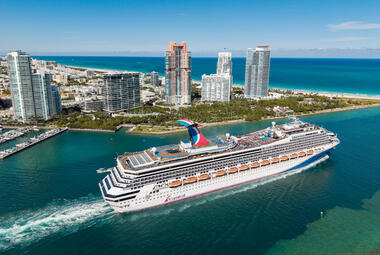 Carnival-Conquest-Sail-Away