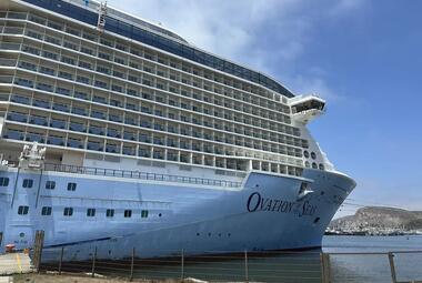 ovation-bow-docked-ensenada