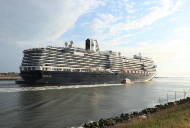 Nieuw Statendam Departing The Netherlands