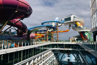 Icon, Category 6 Waterpark